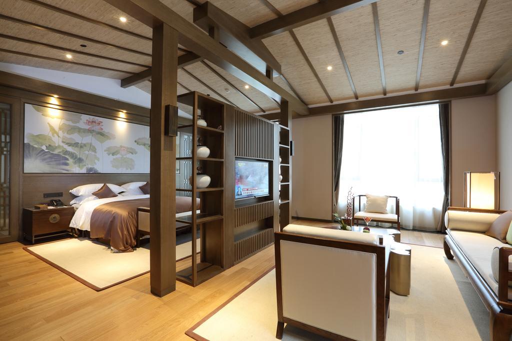 S&N Zhejiang Linhai International Hotel Oda fotoğraf