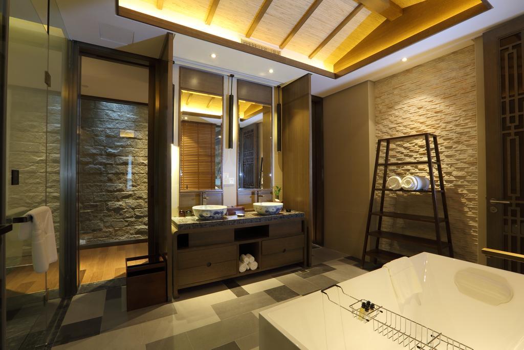 S&N Zhejiang Linhai International Hotel Oda fotoğraf