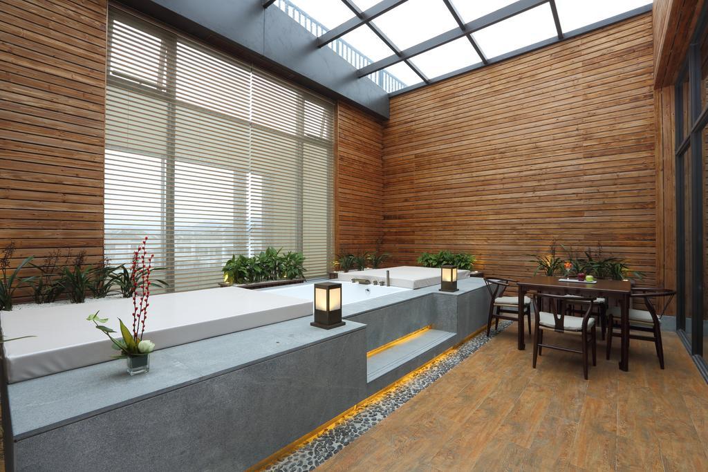 S&N Zhejiang Linhai International Hotel Oda fotoğraf