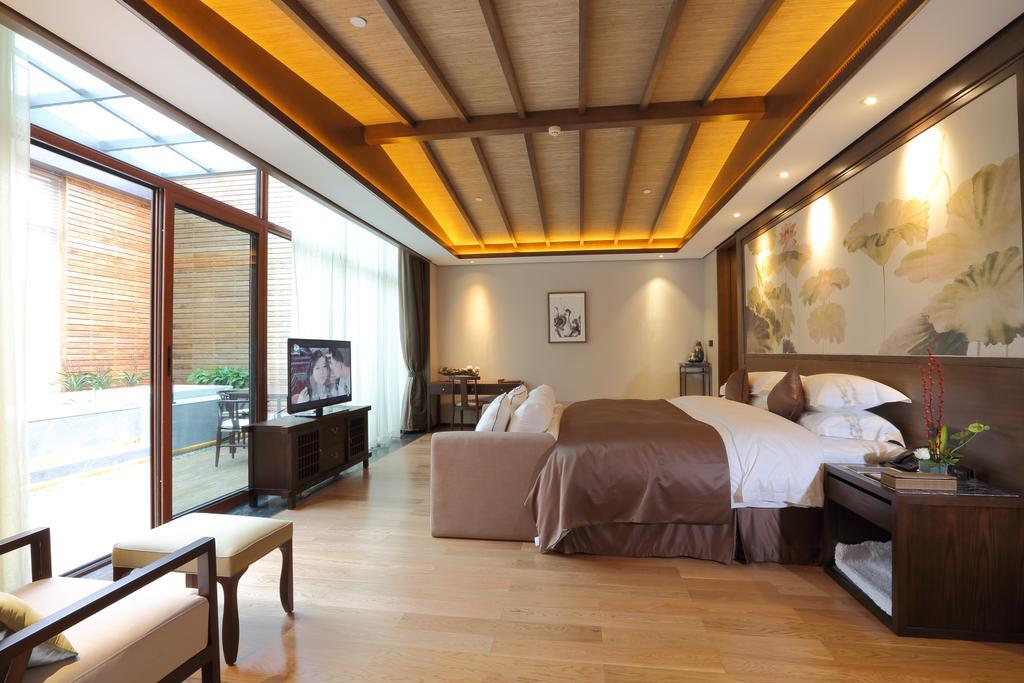 S&N Zhejiang Linhai International Hotel Oda fotoğraf