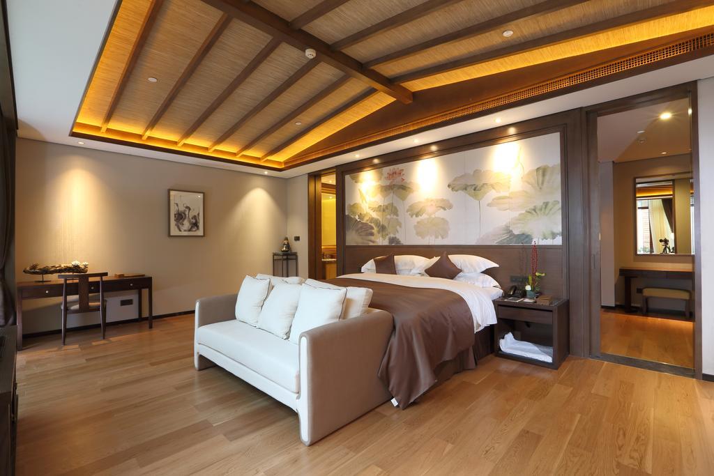 S&N Zhejiang Linhai International Hotel Oda fotoğraf