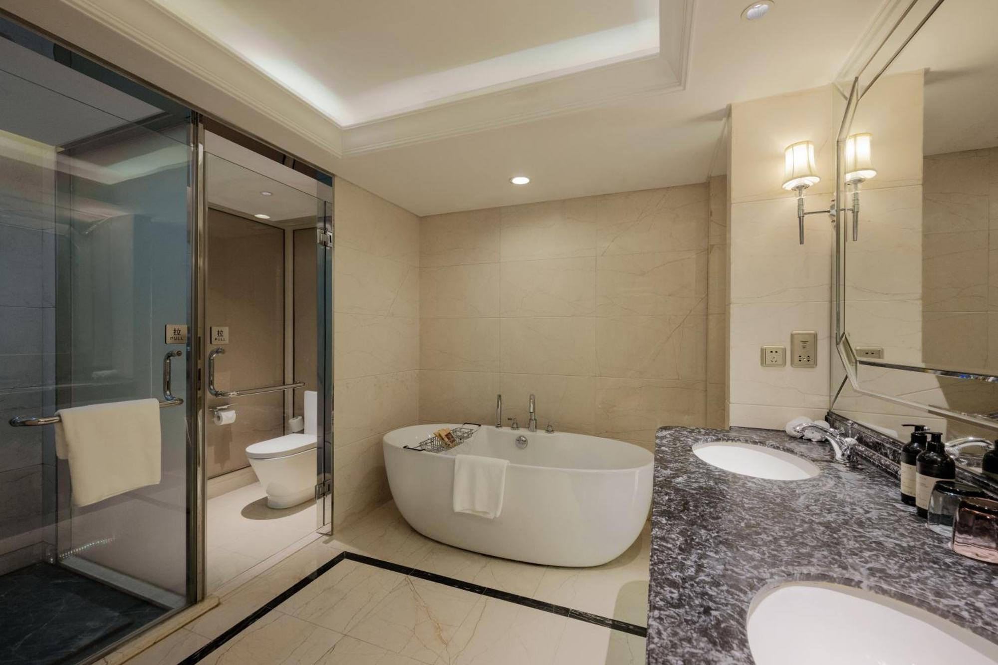 S&N Zhejiang Linhai International Hotel Dış mekan fotoğraf