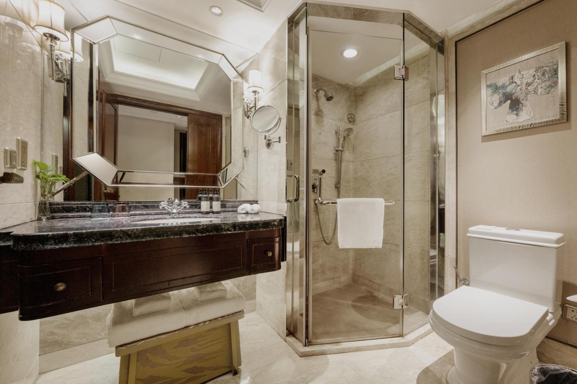 S&N Zhejiang Linhai International Hotel Dış mekan fotoğraf