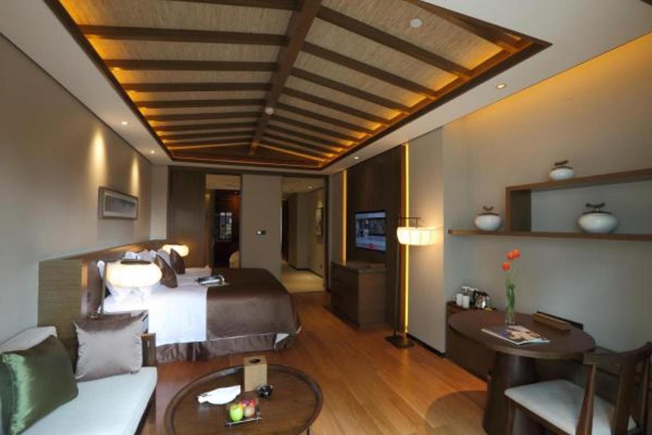 S&N Zhejiang Linhai International Hotel Dış mekan fotoğraf