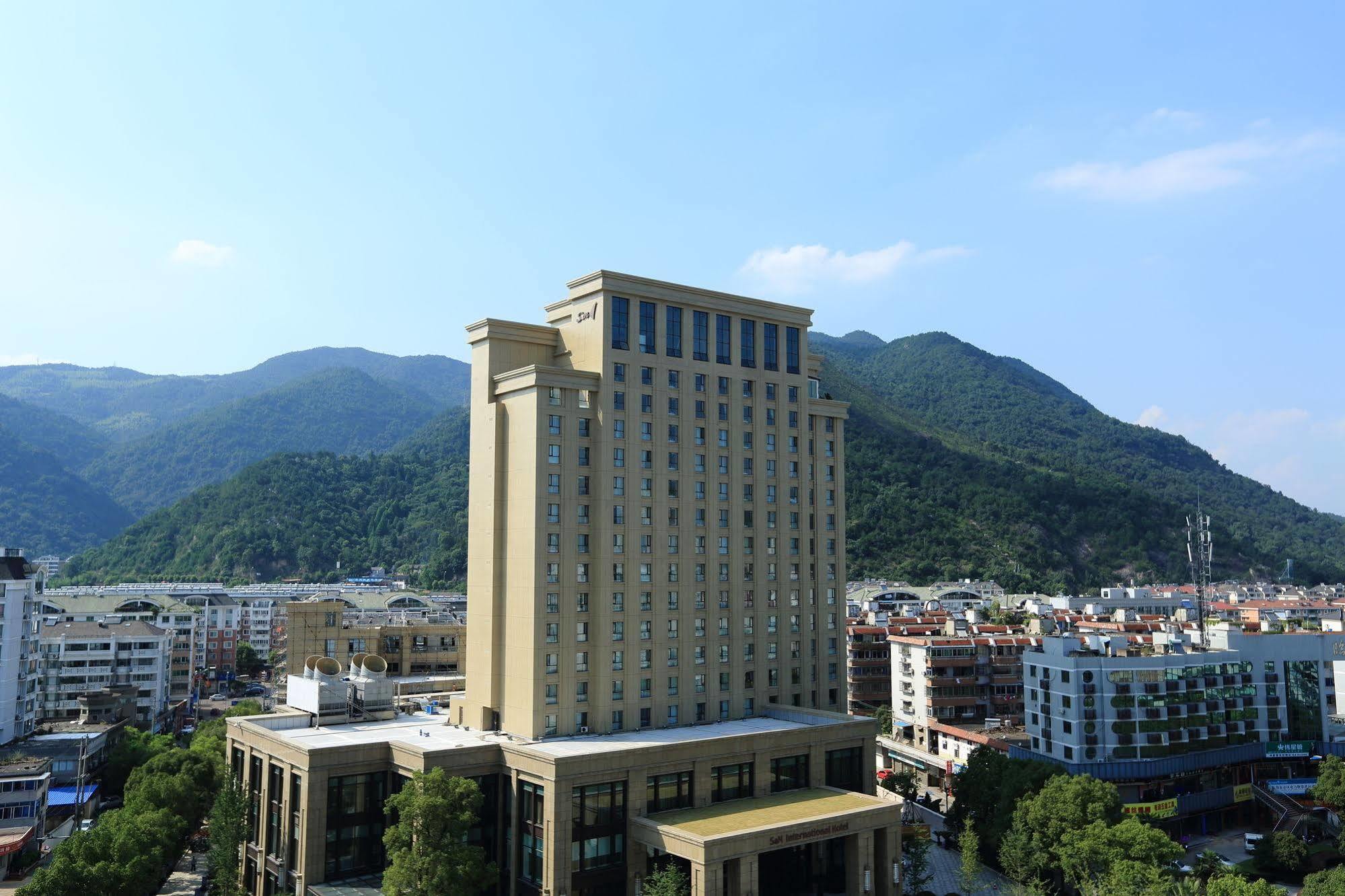 S&N Zhejiang Linhai International Hotel Dış mekan fotoğraf