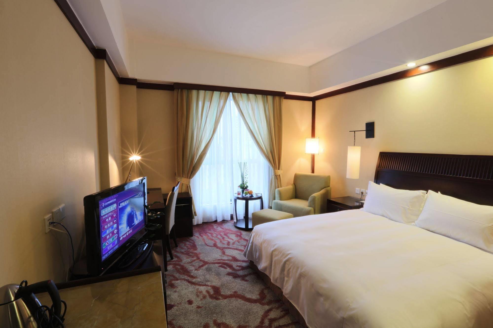 S&N Zhejiang Linhai International Hotel Dış mekan fotoğraf