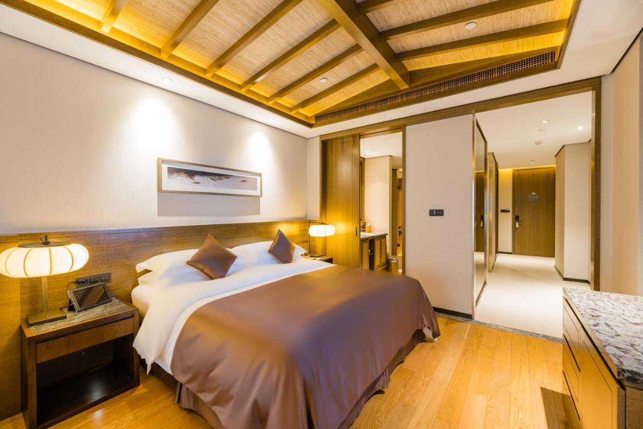 S&N Zhejiang Linhai International Hotel Dış mekan fotoğraf